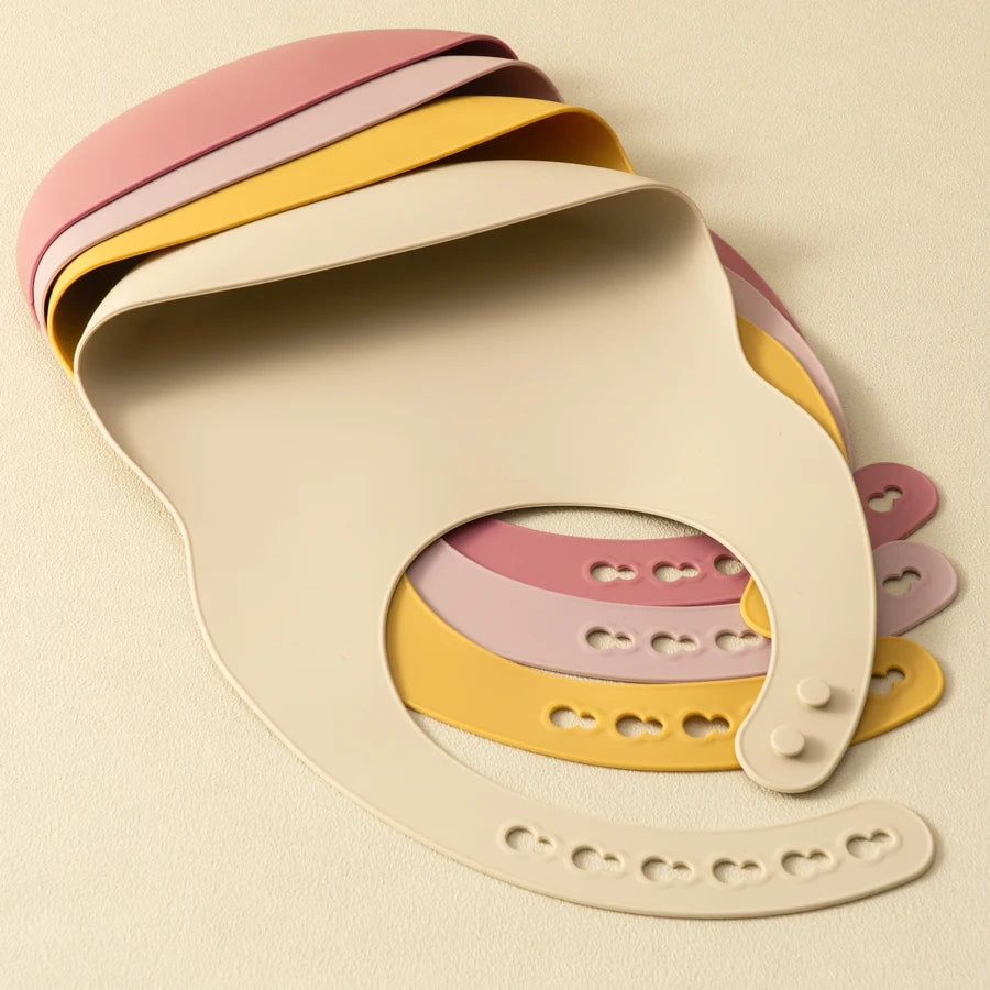 Luumeva 2-Piece Silicone Baby Bib Set