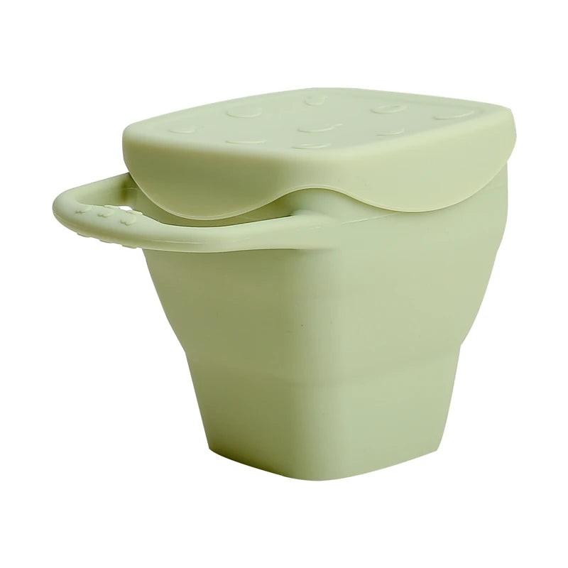 Luumeva Silicone Snack Feeding Plate with Lid